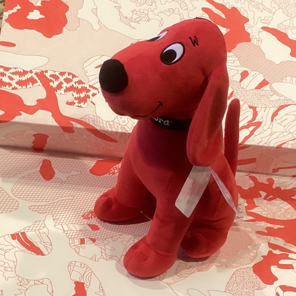 NWT RETIRED KOHL’S CARES CLIFFORD THE BIG RED DOG 12in PLUSH